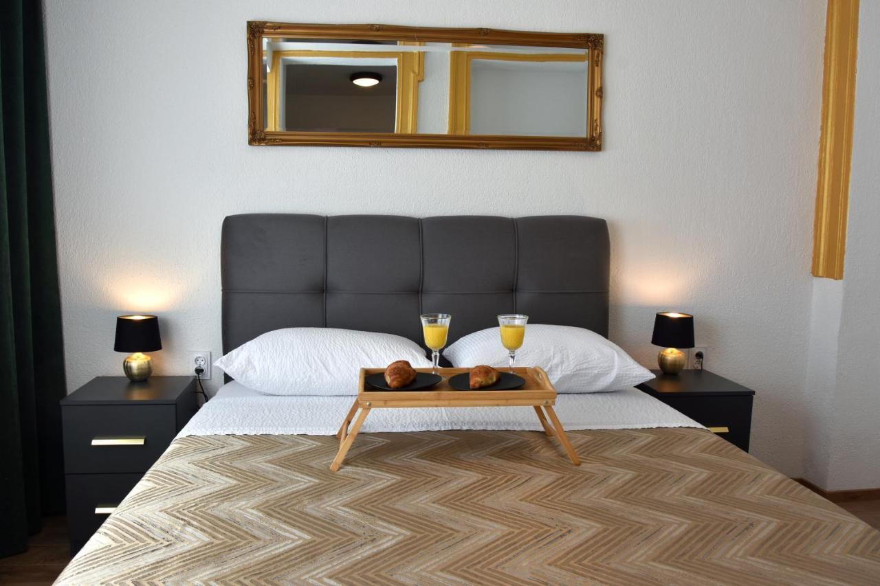 Golden Room Zara Esterno foto